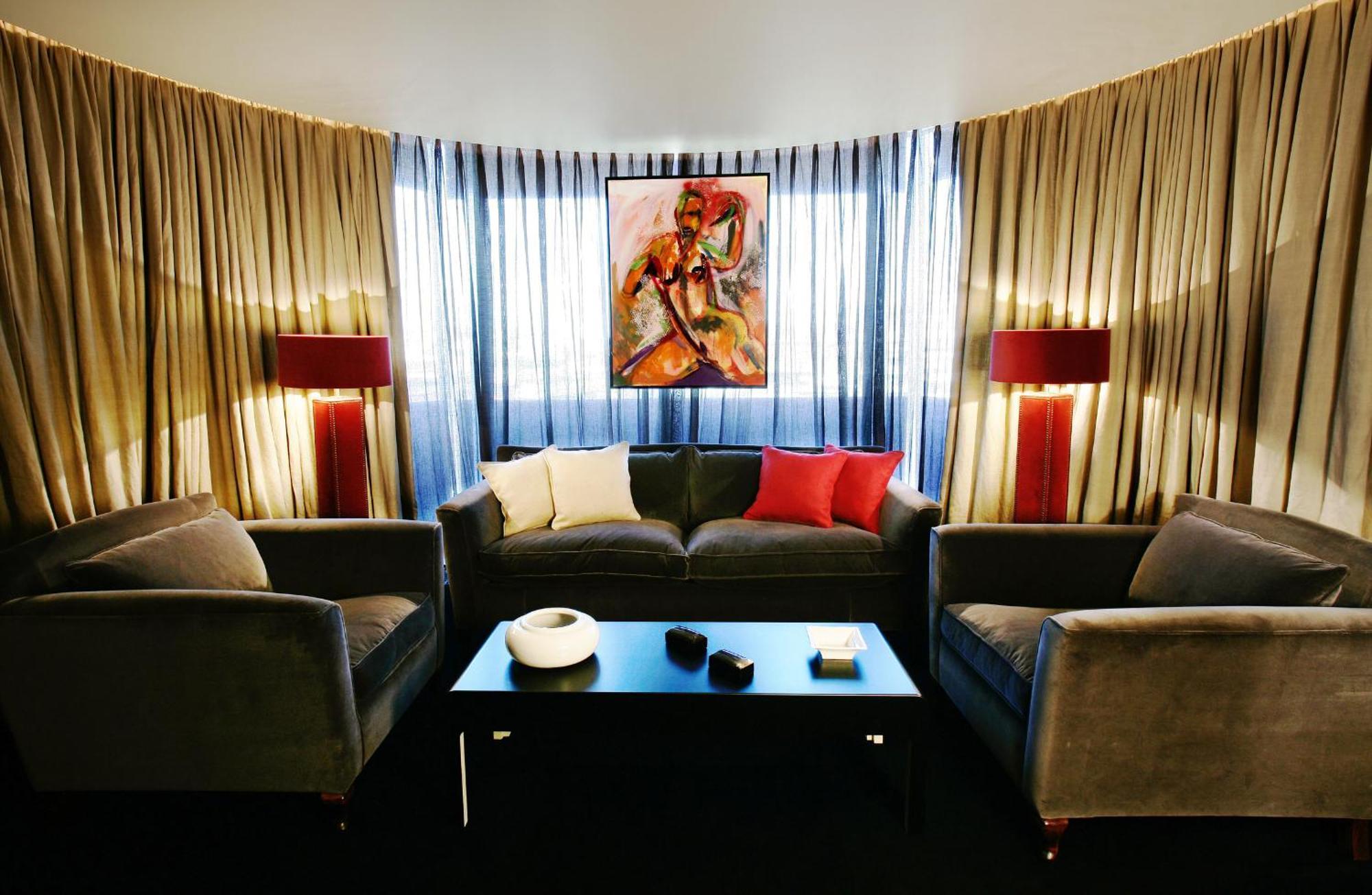 Puerta America 5* Madrid