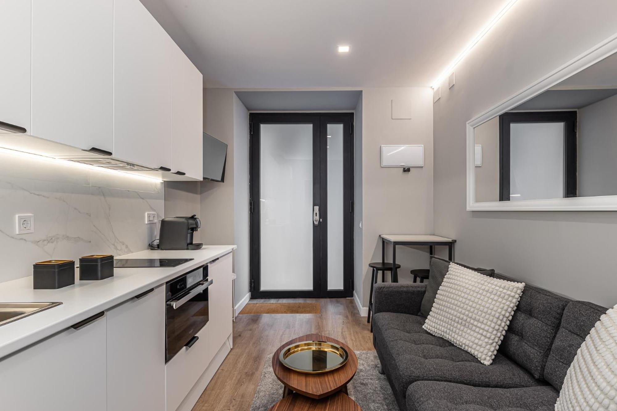 Waou Essence Iv Anton Martin - Corta Duracion Apartment