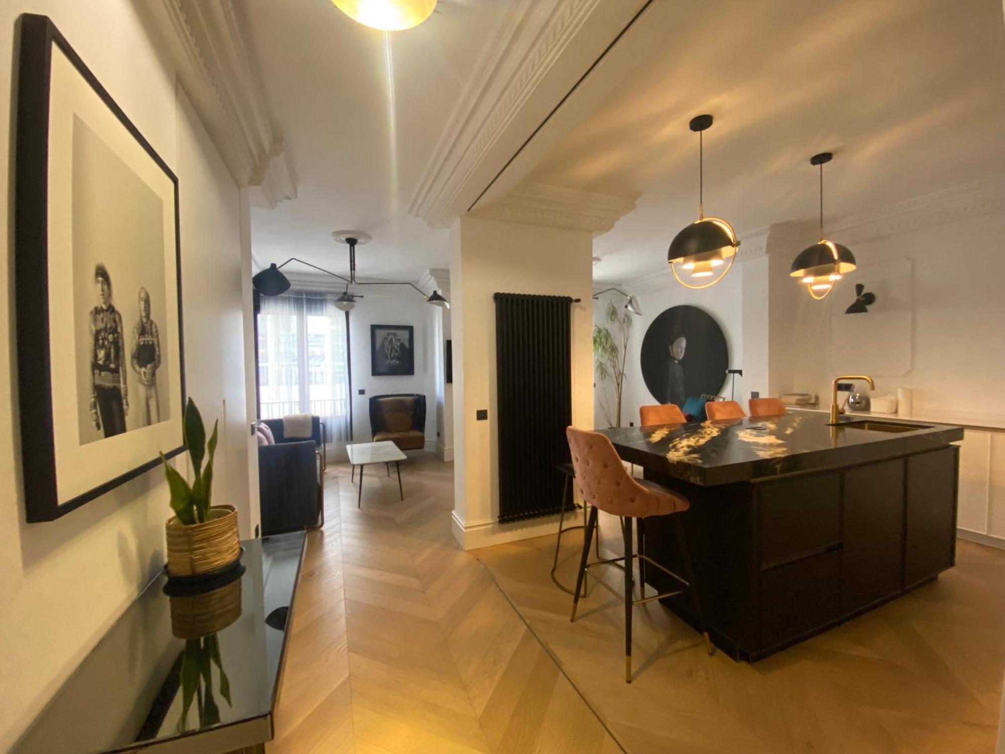 Luxury In Gran Via Madrid