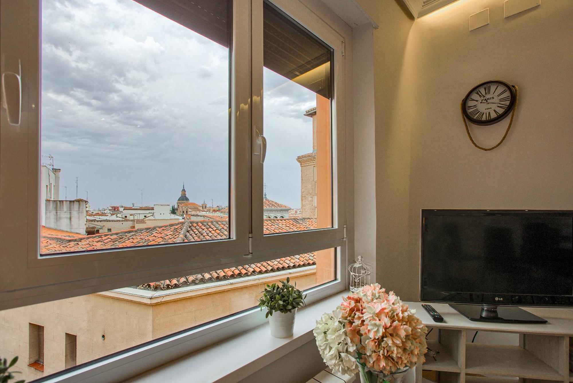 En El Centro Con Vistas Impresionantes Apartamento *