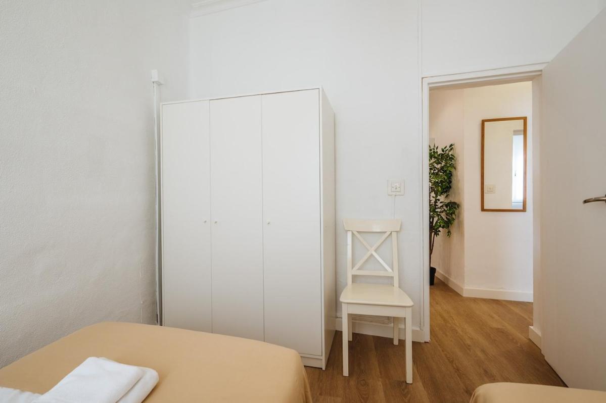 Great Plaza Ideal For Families * Madrid