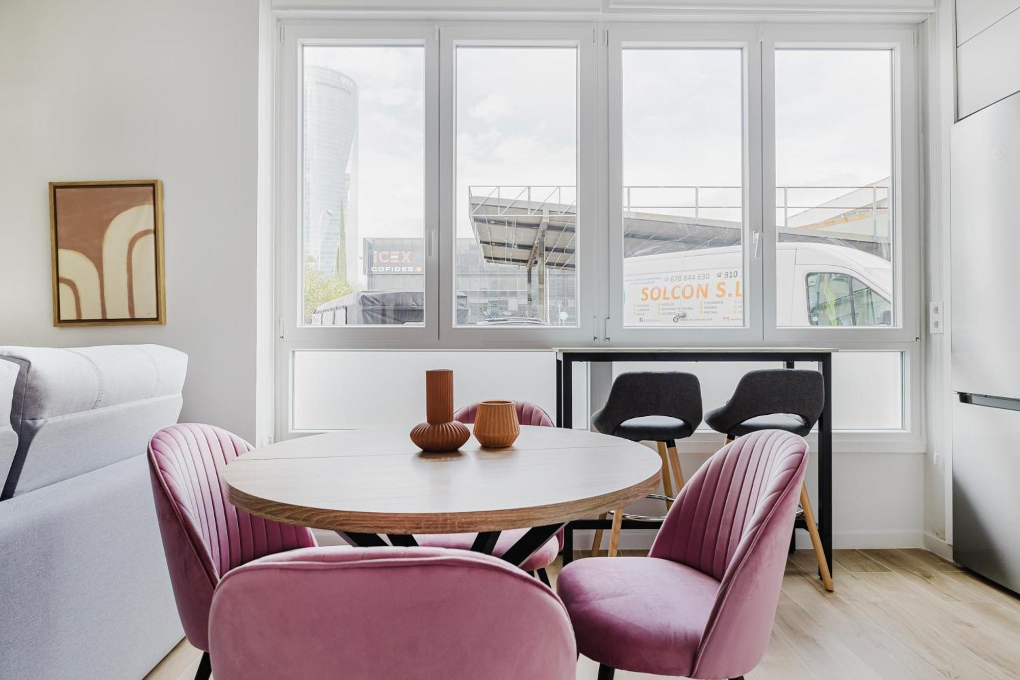 Moderno En Chamartin Apartamento