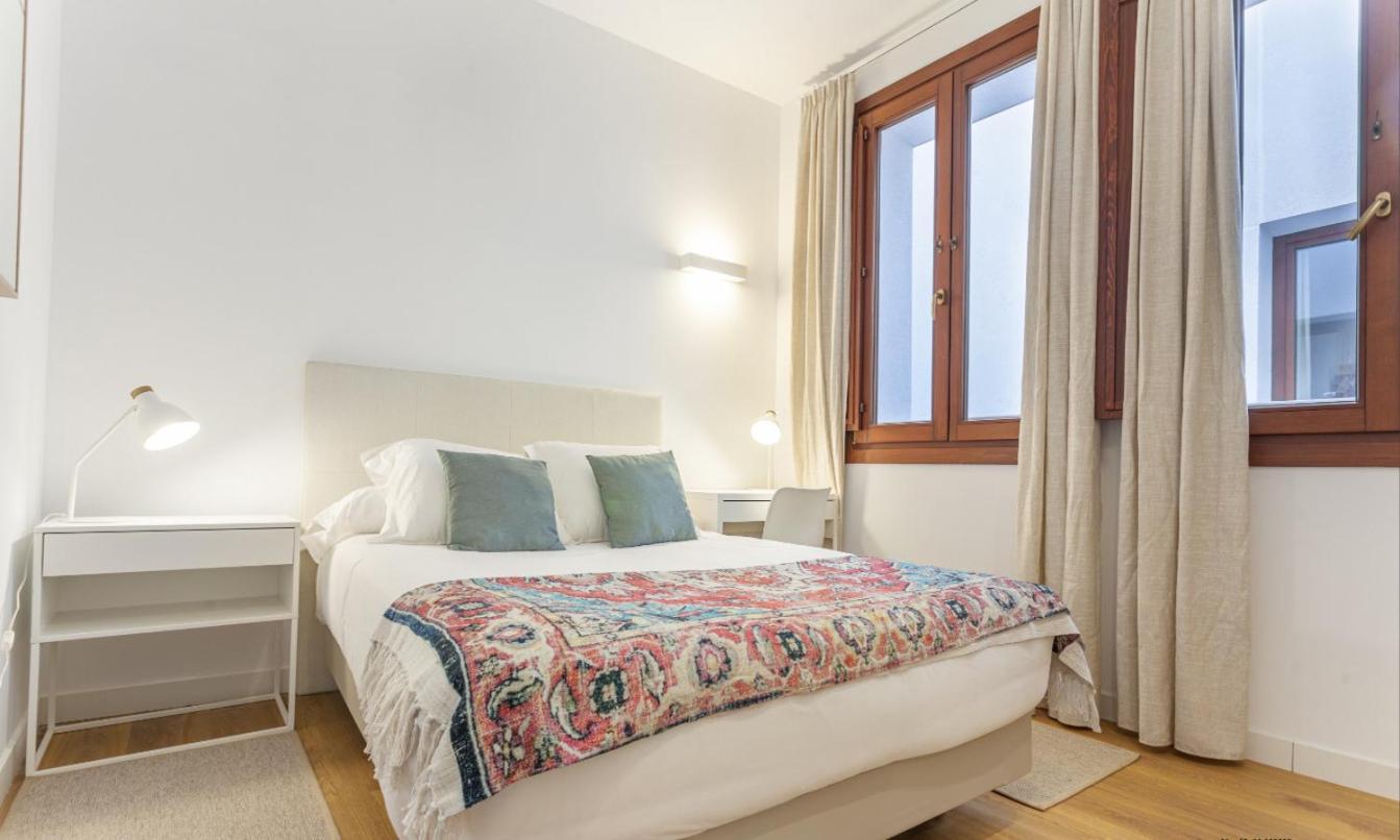 Mit House Bellas Artes En * Madrid