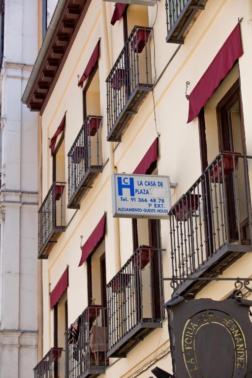 Pensión La Casa De La Plaza *