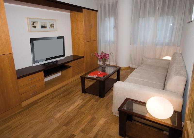Hotel Kris Aeropuerto Madrid