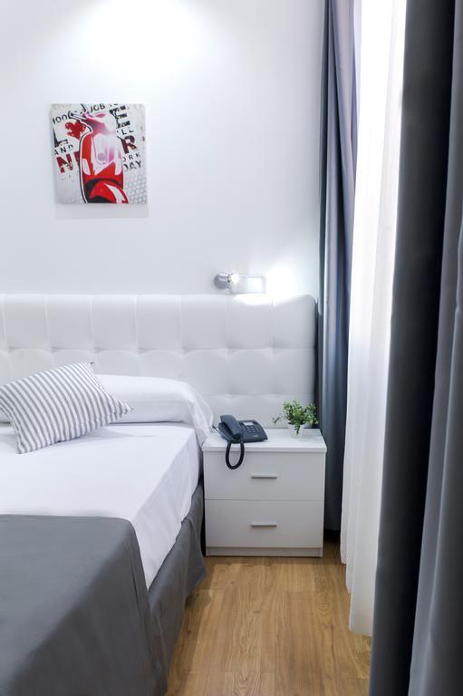 Boutique Urban Génova Apartahotel 2*