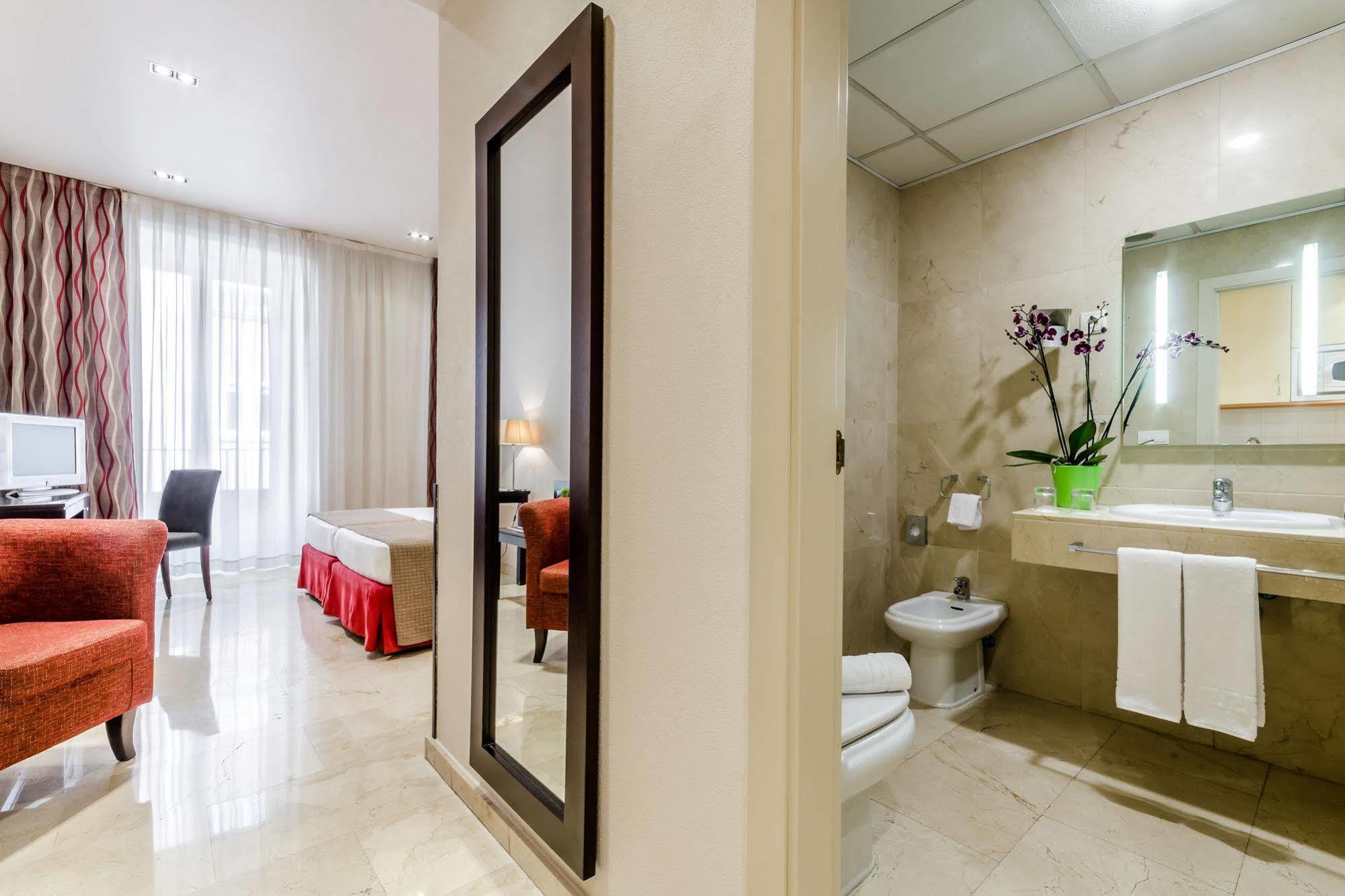Exe 33 Hotel 3*