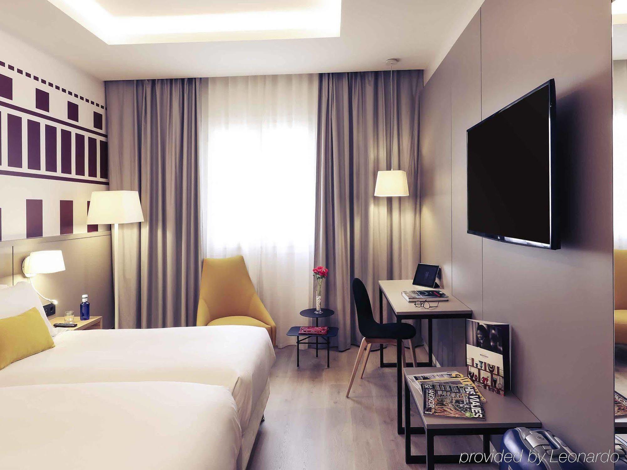 One Plaza De España 4*