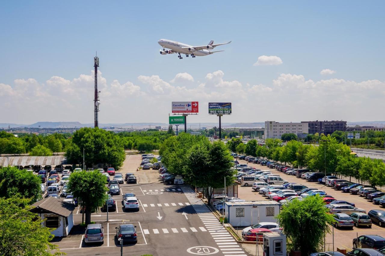 Ap Airport 3*