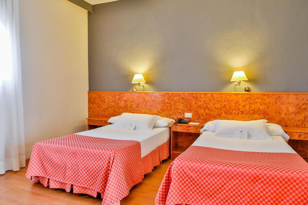 Ap Airport Hotel 3*