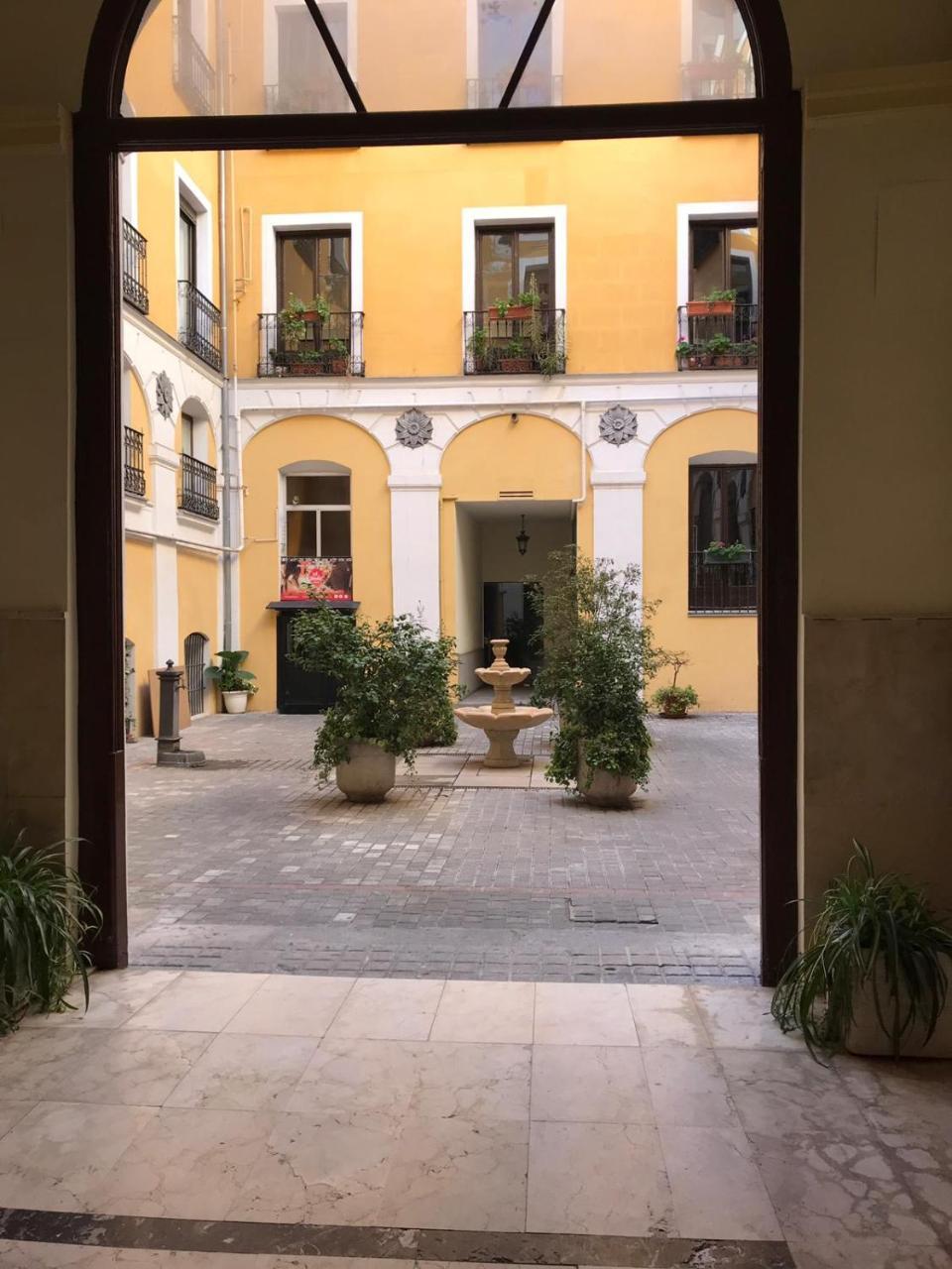 Calle Del Conde De Romanones