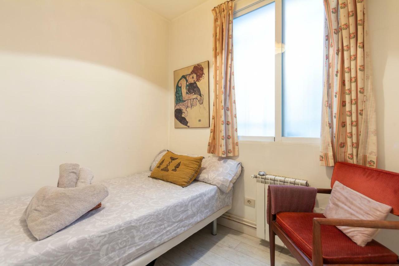 Apartamento For Universidad Est8 Madrid