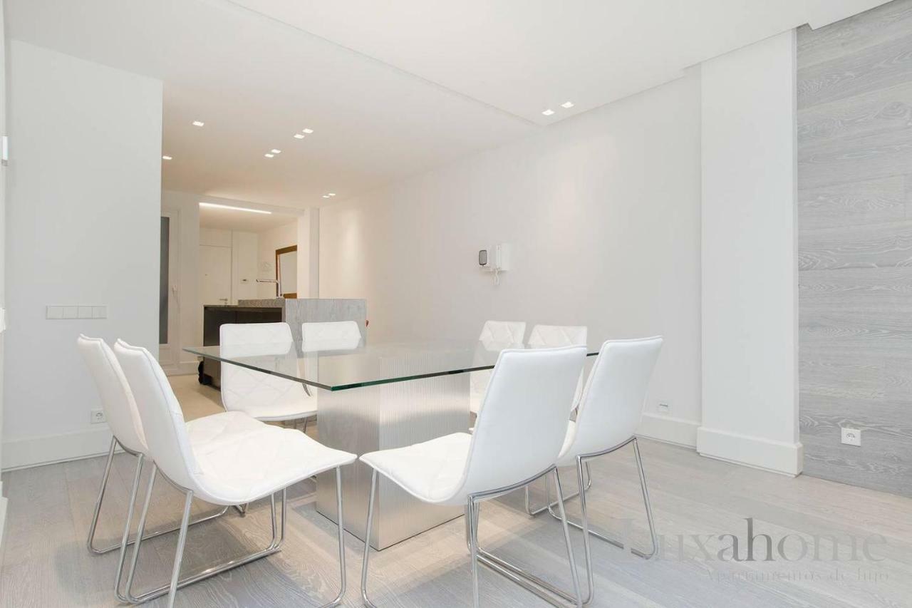 Luxahome Claudio Coello Ii