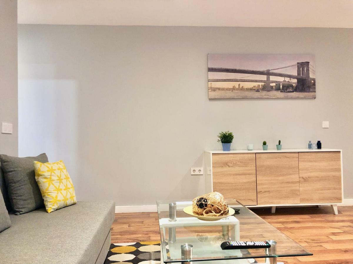 Apartamento Venancio 2 - Nuevo, A/a, Wifi, Encanto, Bien Comunicado Madrid