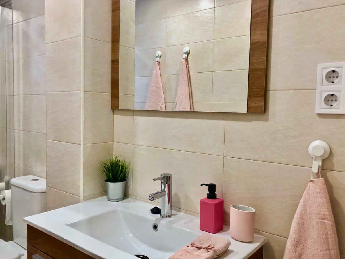Apartamento Venancio 2 - Nuevo, A/a, Wifi, Encanto, Bien Comunicado * Madrid
