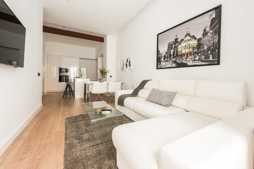 Chueca Exclusive - Madflats Collection Madrid
