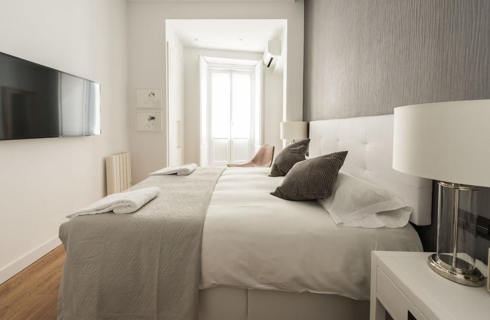 Chueca Exclusive - Madflats Collection Madrid