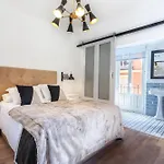 Mit House The Barn69 En Madrid