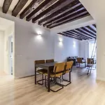 Apartment next to Gran Vía- Madrid Center