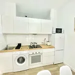 Puente Praga Aparment