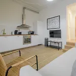 Modern Apt & Cool Interior Design En El Retiro