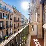 Spacious Central-3Bedrooms 3Bathrooms-Sol