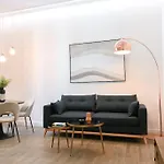 For You Rentals Centrico Y Luminoso Estudio Temporal Duplex En Madrid Etd3