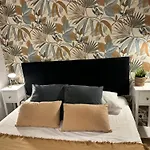Nuevo Y En El Centro De Madrid