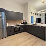 Luxury Suite Wifi Ac Servicios En La Puerta
