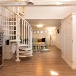 MIT House Plaza Mayor Attic en Madrid