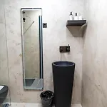 Mad Rooms