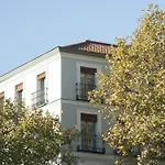 60 Balconies Urban Stay
