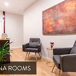 Marina Rooms