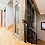 Malasaña Executive by Madflats Collection