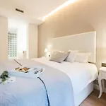 Malasaña Executive by Madflats Collection
