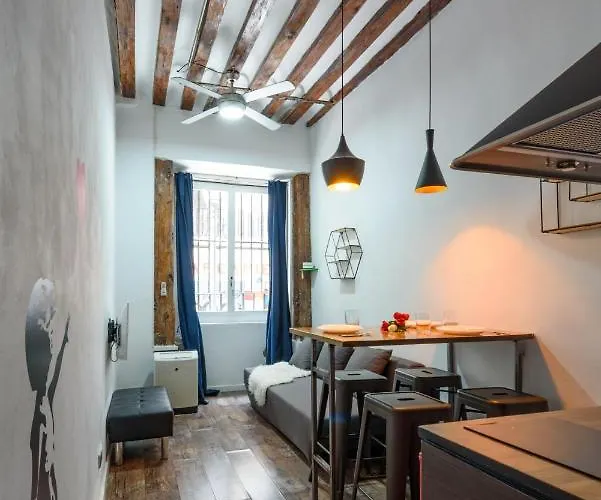 Apartamentos Day Madrid PIZARRO Centro Gran Via Sol Malasaña