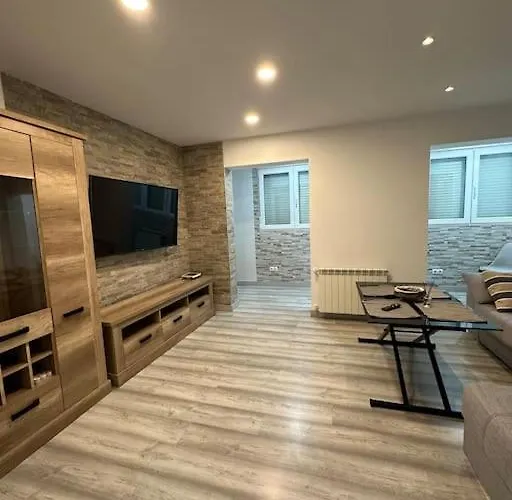 Cozy 1-Bedroom Apartment
