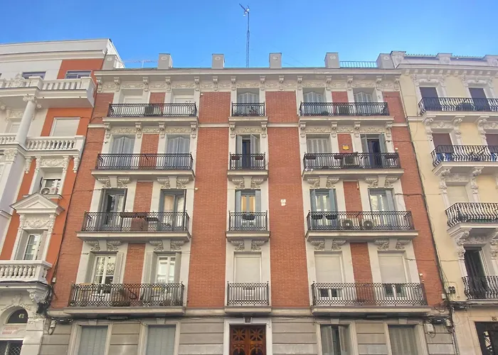 Apartamento Bajo En Madrid Centro