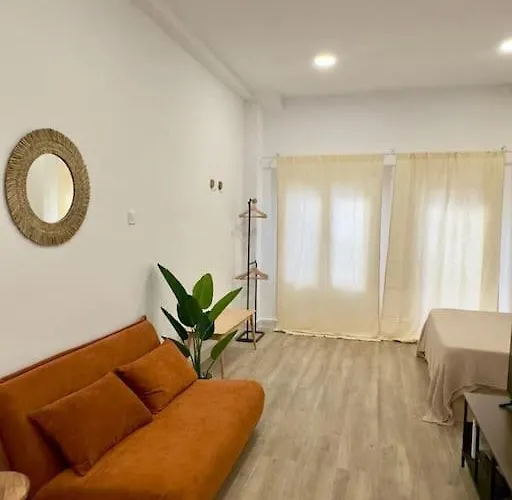 Strategic Studio In Madrid With Terrace - Musas