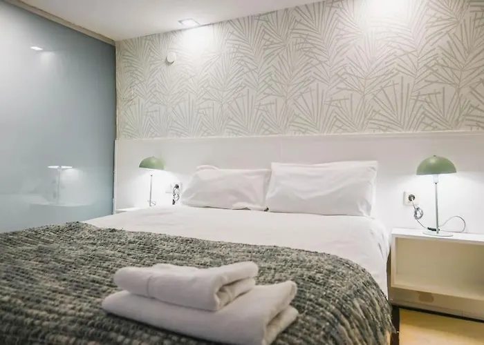 For You Rentals Moderno Y Elegante Piso En Argueelles Jam30 Temporal