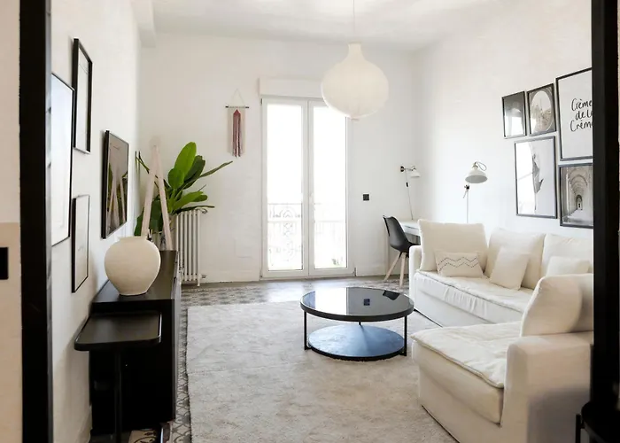Great views-Luxury apartment in central Gran Vía.
