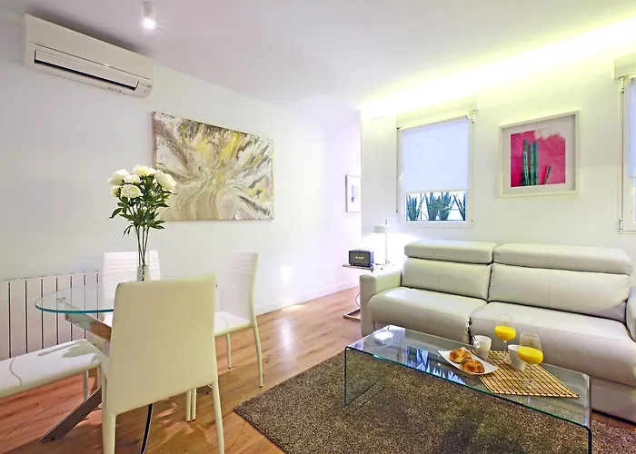 Malasaña Chic by Madflats Collection