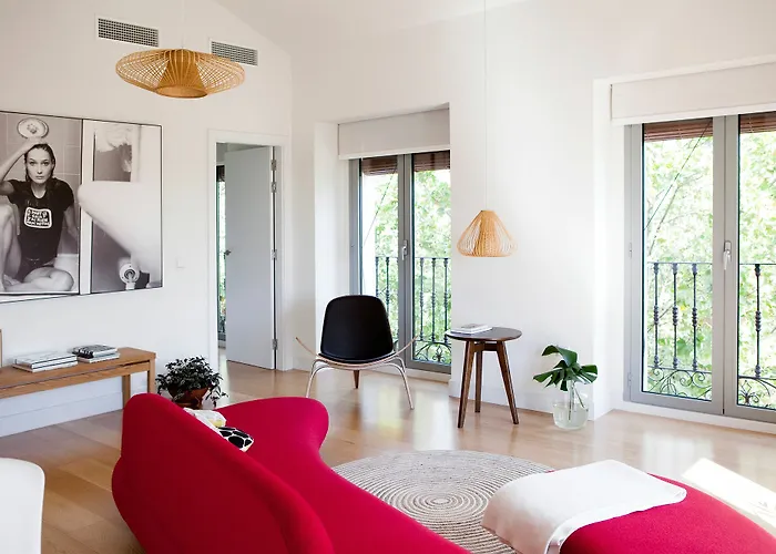 60 Balconies Urban Stay