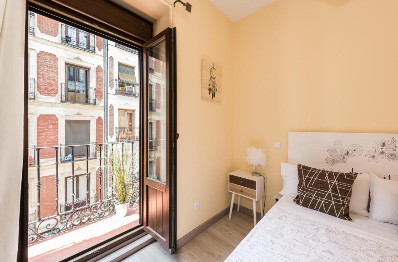 Apartamento La Dualidad De Miguel Servet Madrid