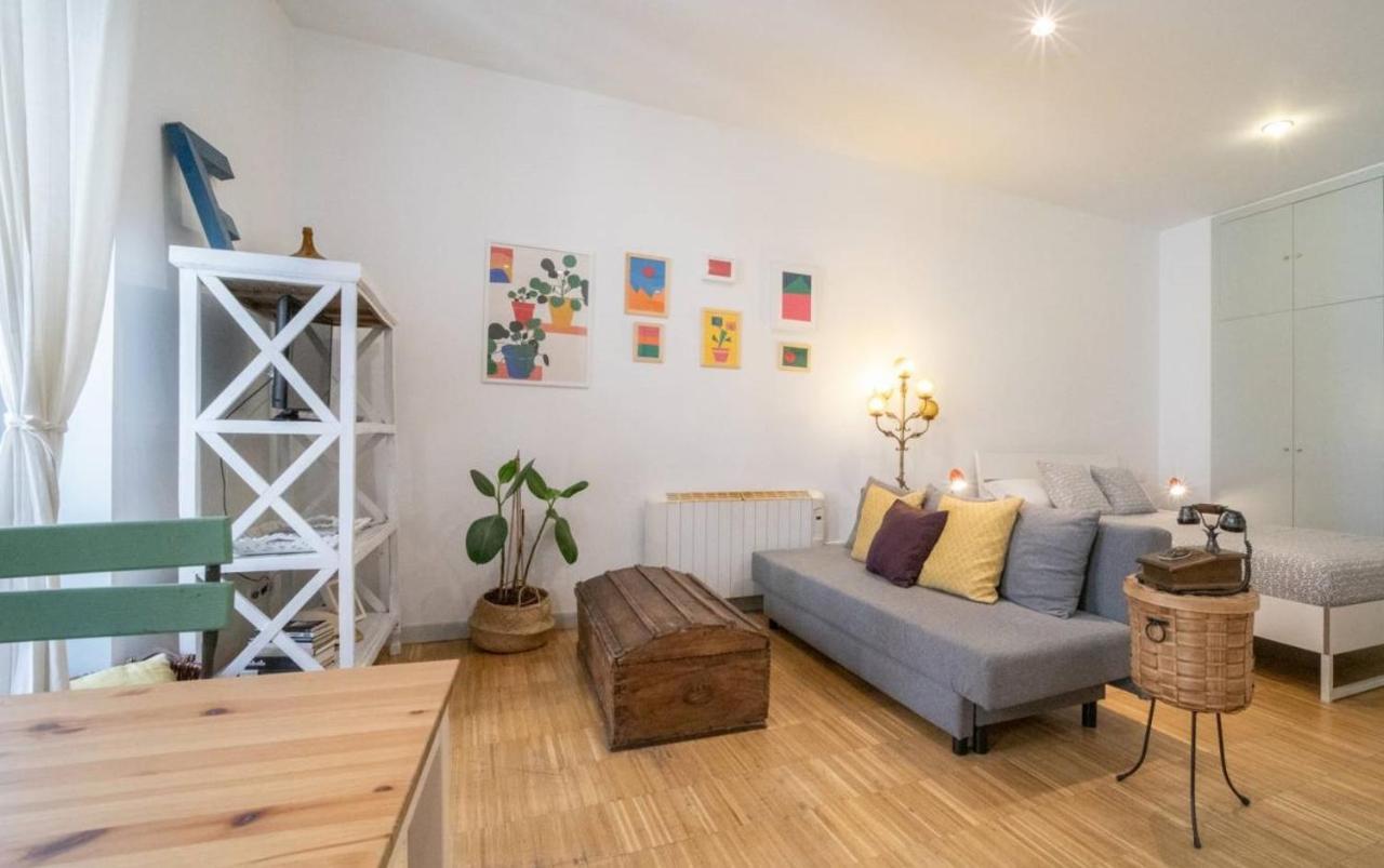 Moratin Las Letras Apartment *