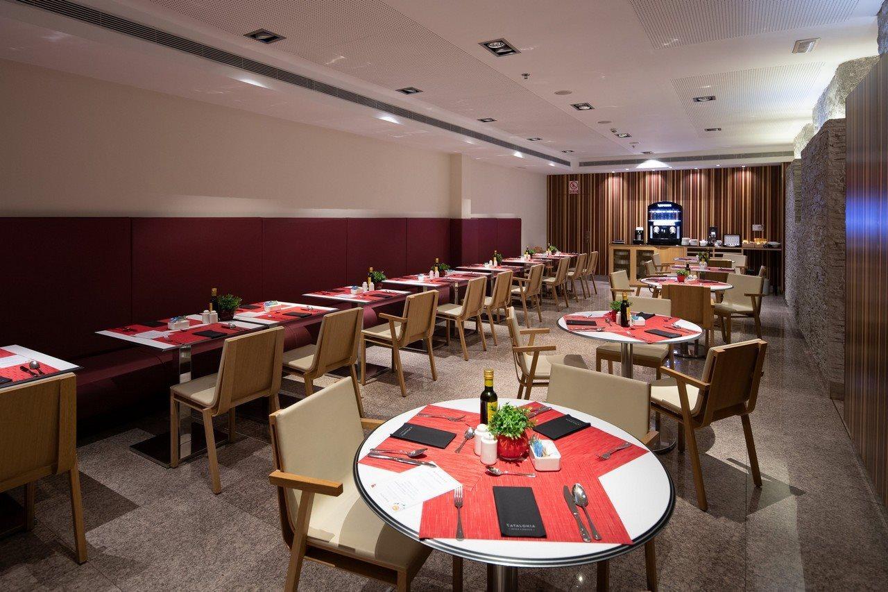 Catalonia Plaza Mayor Hotel 4*
