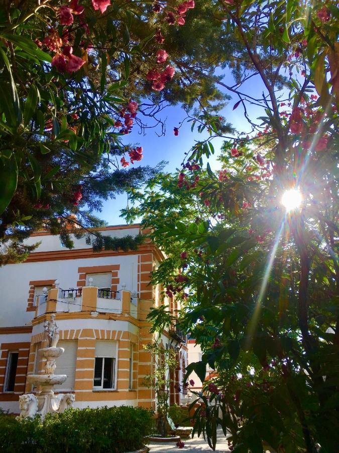 Laurene Hostal *