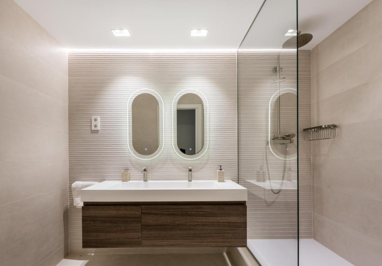Luxury & Unique Puerta Del Sol Apartment Madrid