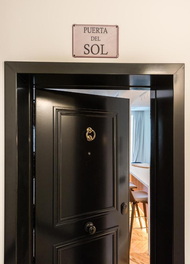 Luxury & Unique Puerta Del Sol Apartment