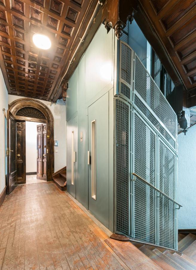 Luxury & Unique Puerta Del Sol Apartment
